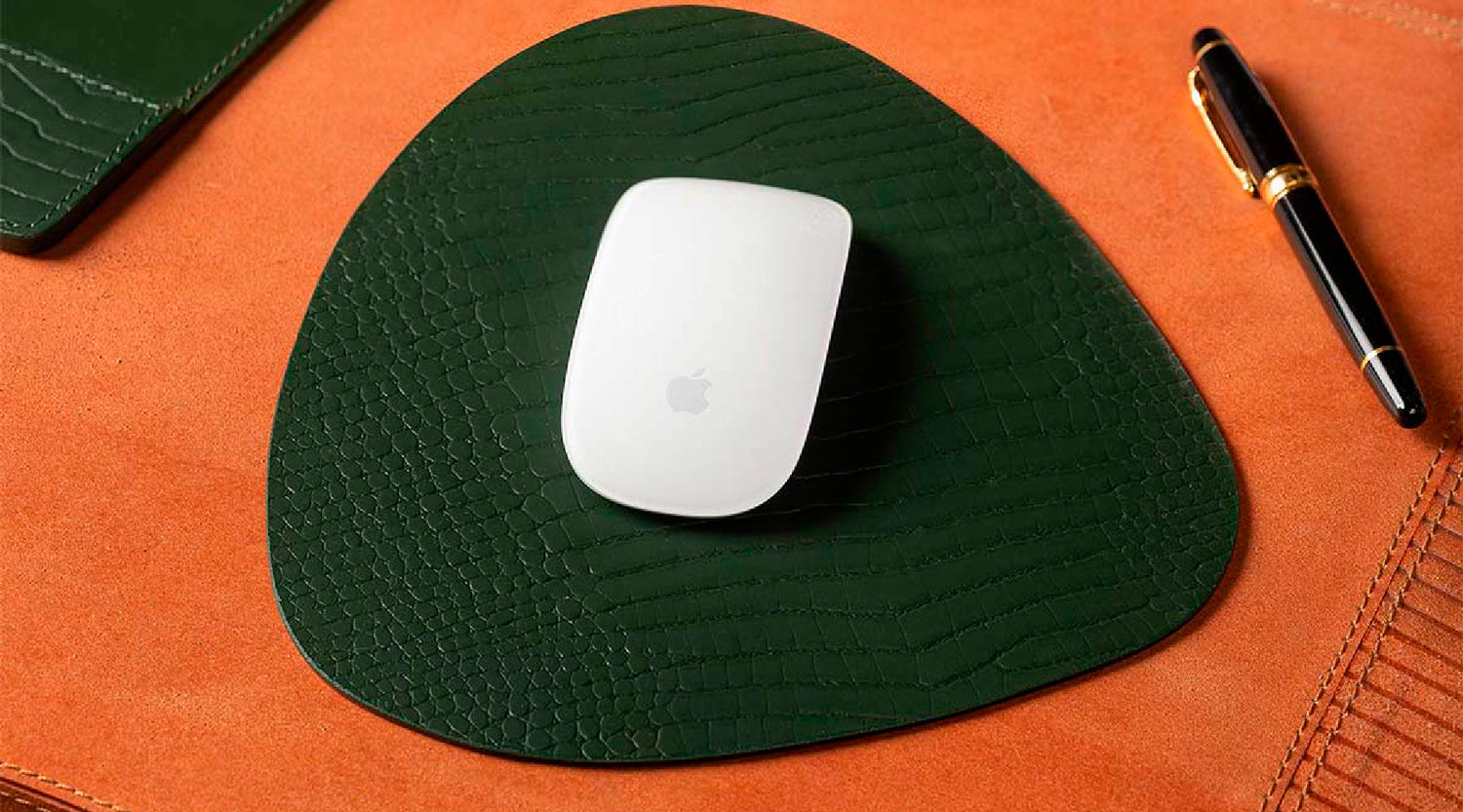 Top 5 Benefits of Using a Leather Desk Pad for Your Office Setup!!