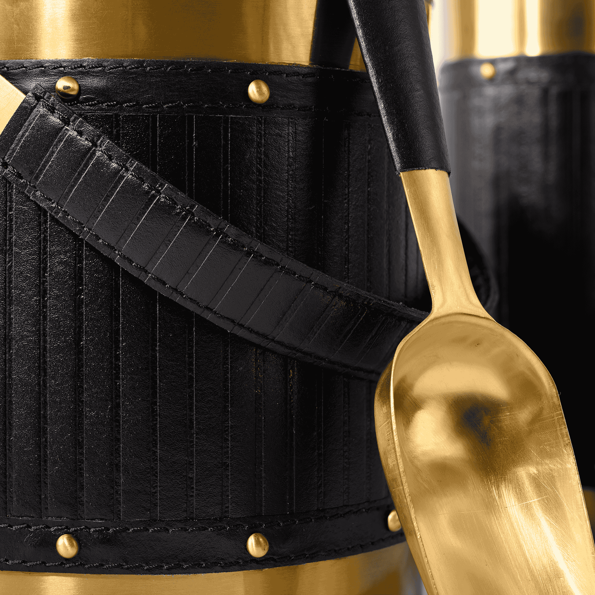 Bar Tools Set of 4 Genuine Leather Black