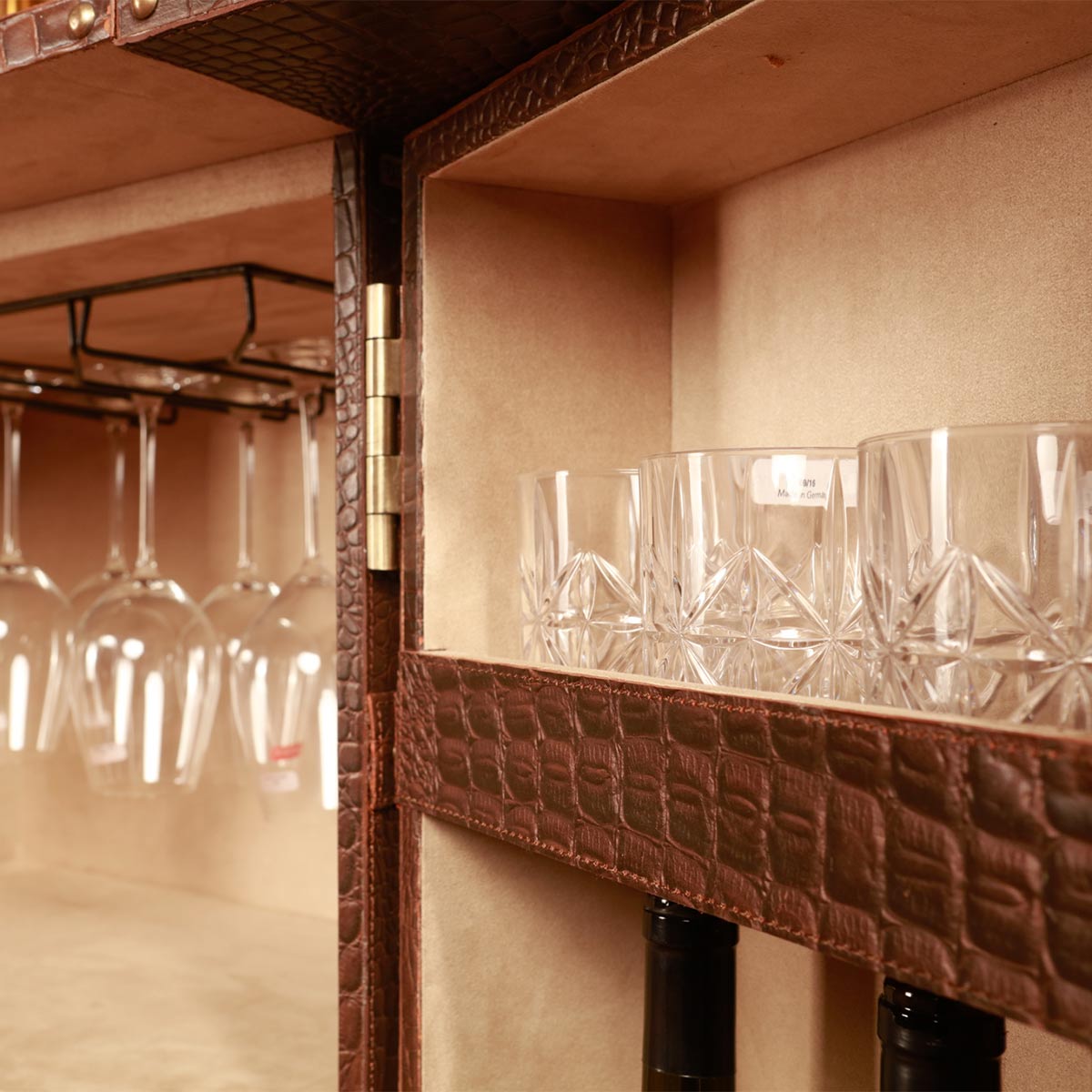 Panama Croco Medium Flap Open Bar Tan