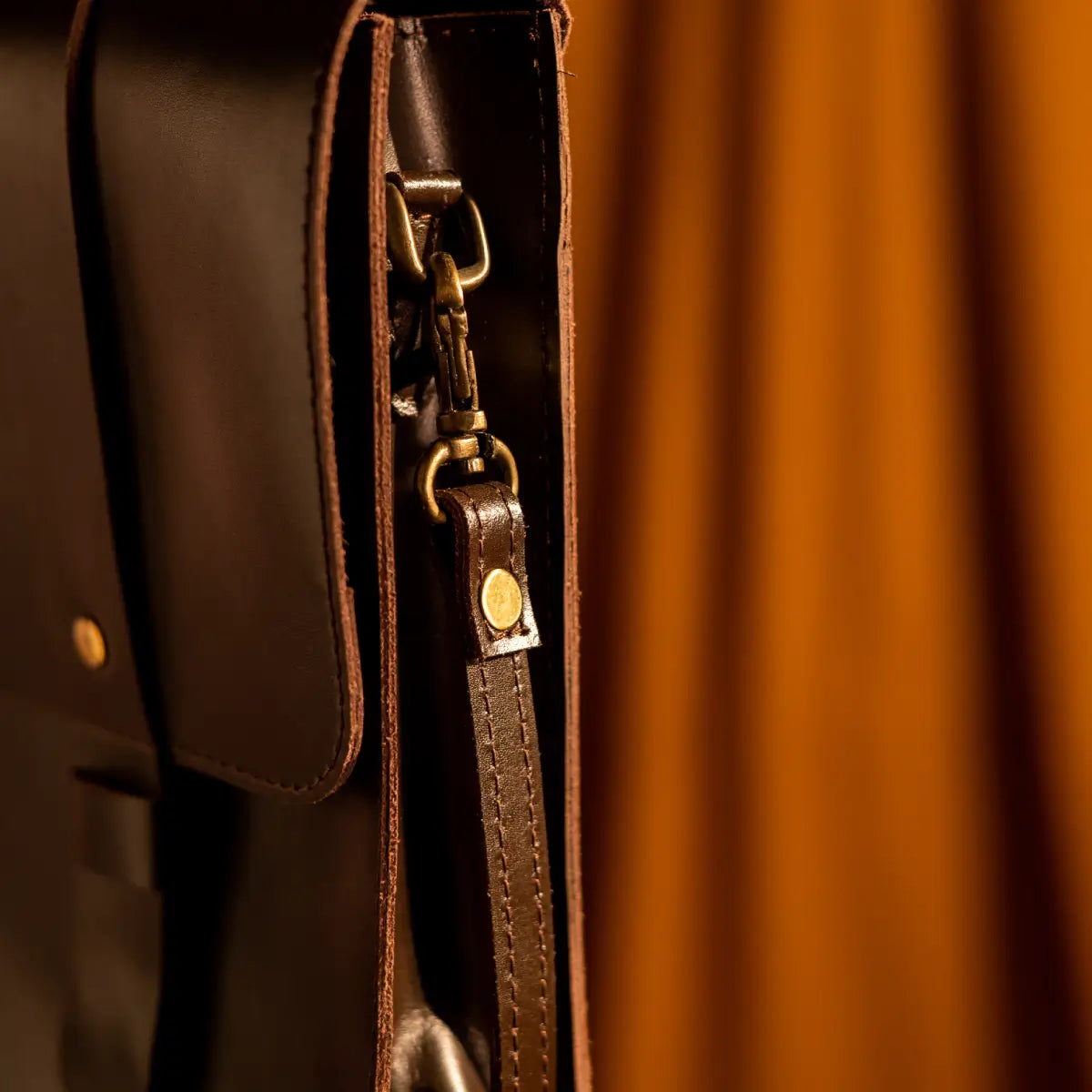 Olgor Utility bag- Genuine Leather Brown