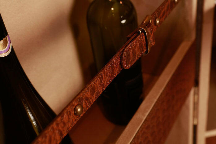 Artemis Croco Tall Leather Bar Tan
