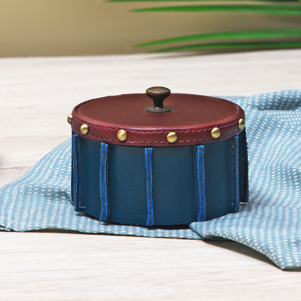 Scented Candle with Blue Leather Cladding