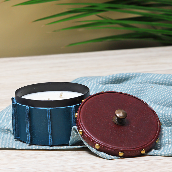 Scented Candle with Blue Leather Cladding