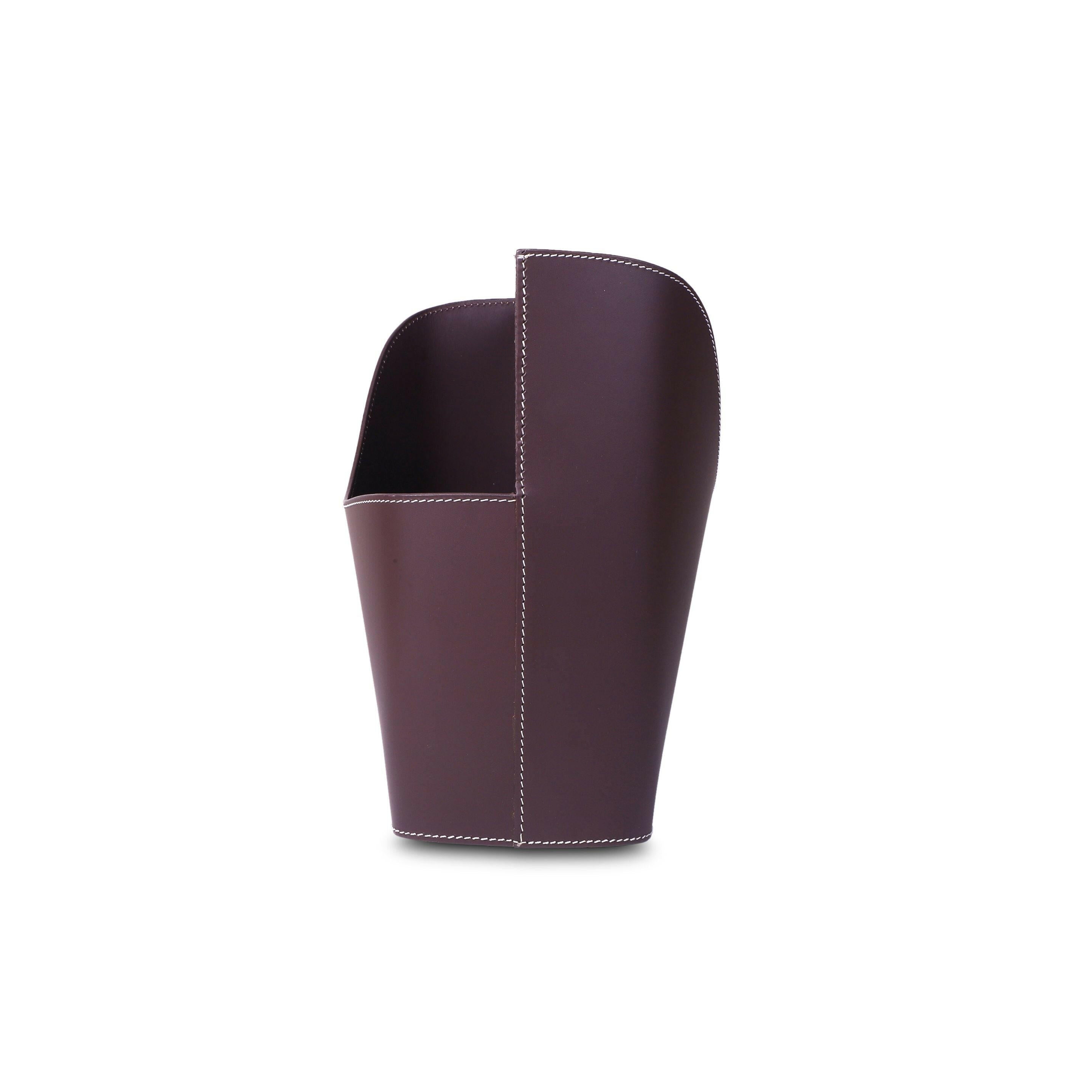 Modella Magazine Holder Bordeaux