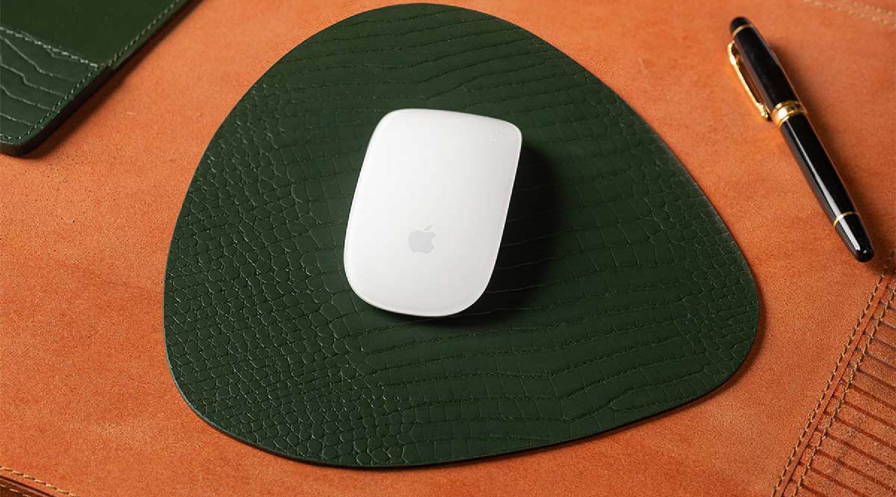 Top 5 Benefits of Using a Leather Desk Pad for Your Office Setup!!