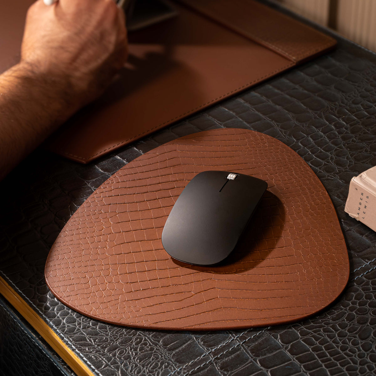 Sterling Croco Mousepad Antique Brown
