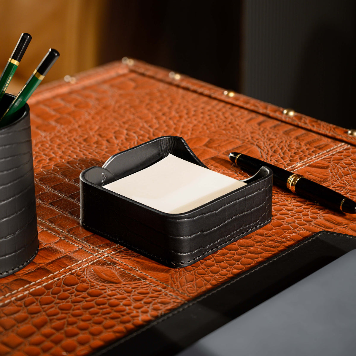 Sterling Croco Memo Holder Black