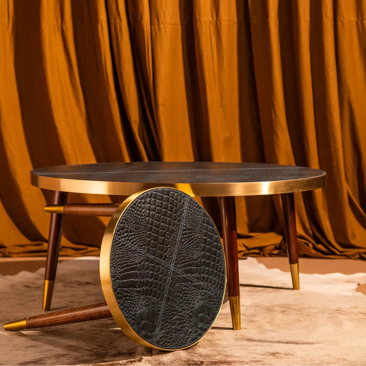Brass shop centre table
