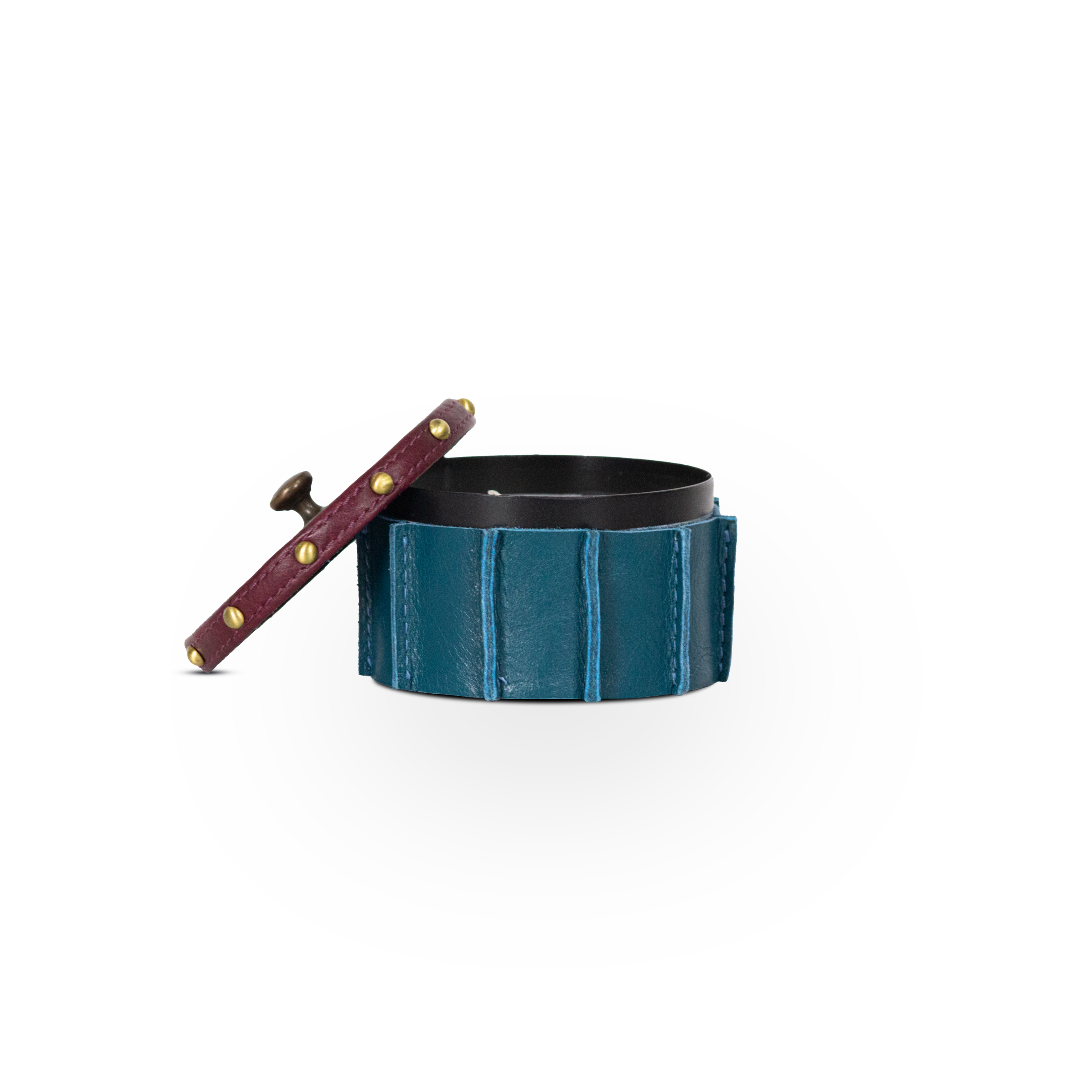 Scented Candle with Blue Leather Cladding